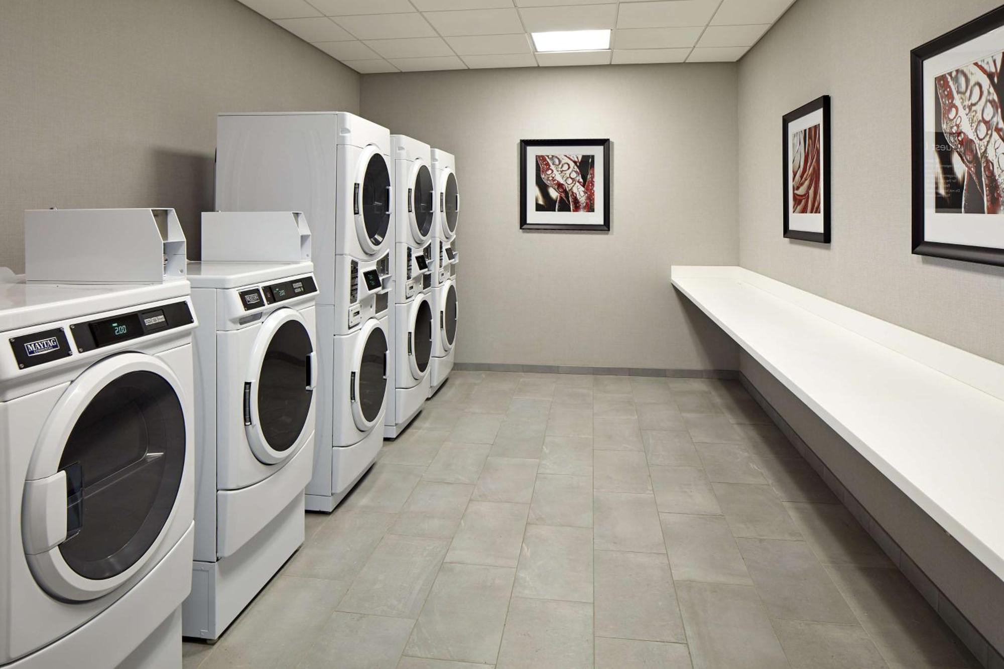Hampton Inn Long Beach Airport, Ca Экстерьер фото
