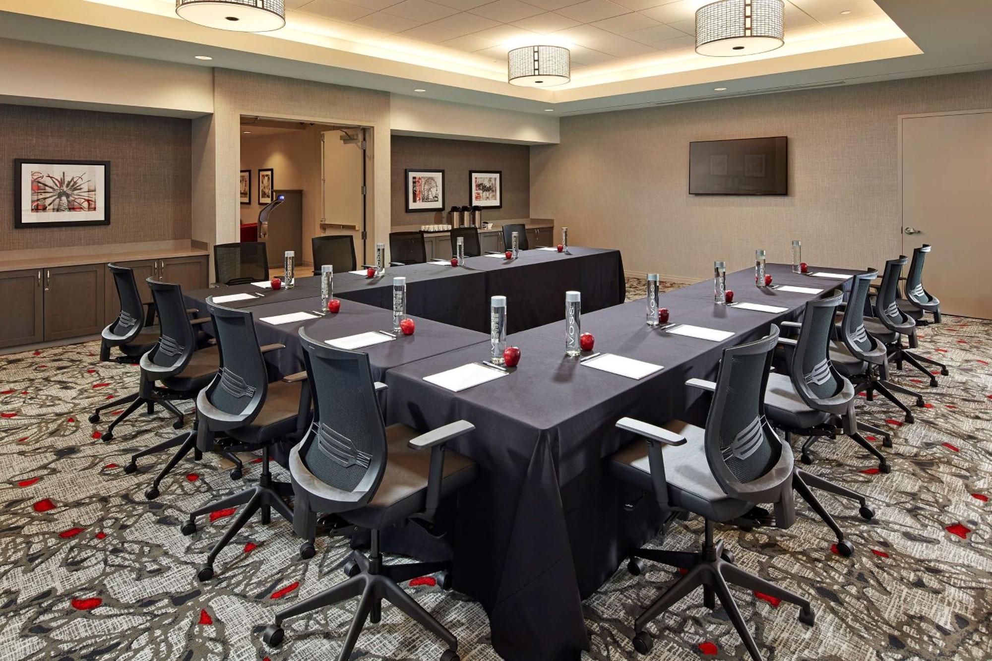 Hampton Inn Long Beach Airport, Ca Экстерьер фото