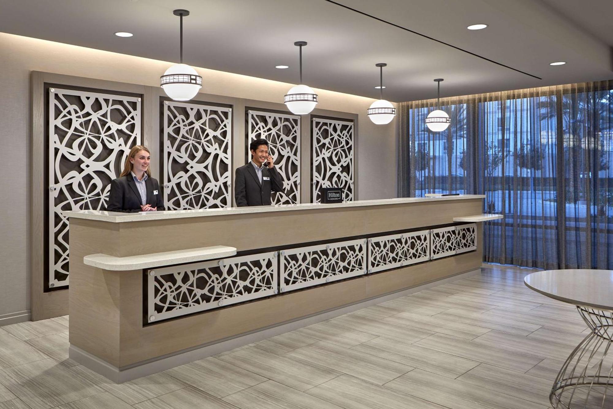 Hampton Inn Long Beach Airport, Ca Экстерьер фото