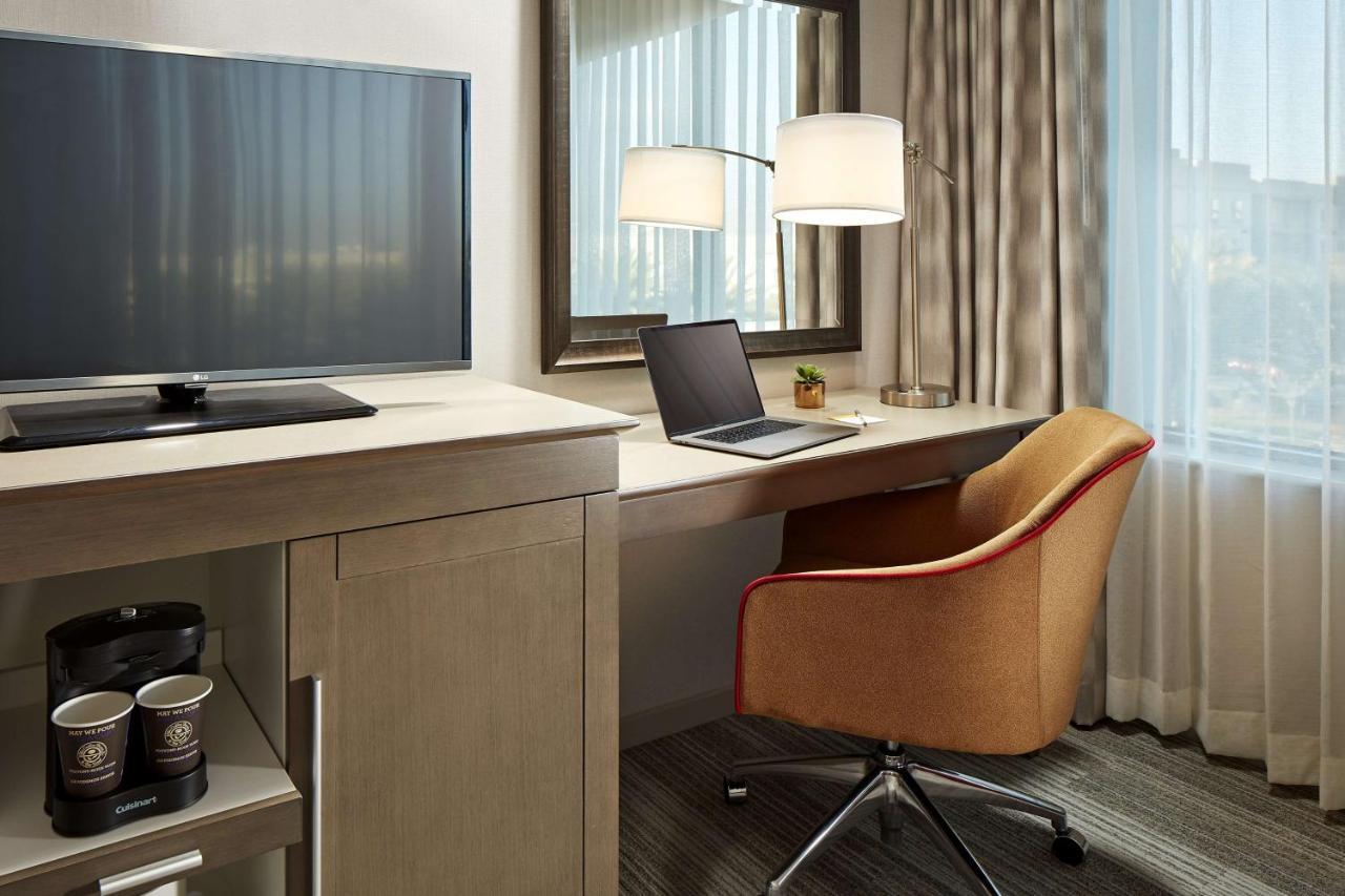 Hampton Inn Long Beach Airport, Ca Экстерьер фото